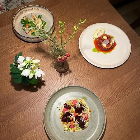 Mayer - Wirtshaus Und Dorfhotel Отель