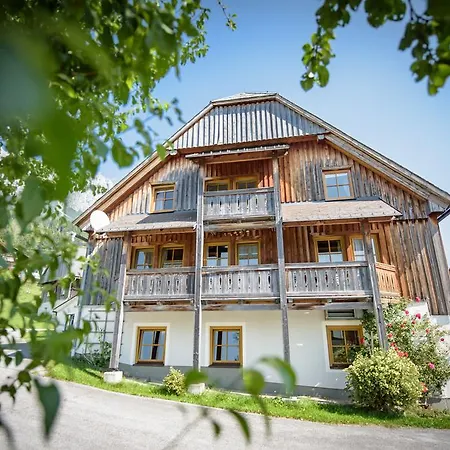 Dorfhotel Mayer 3*