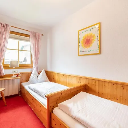 Dorfhotel Mayer 3*