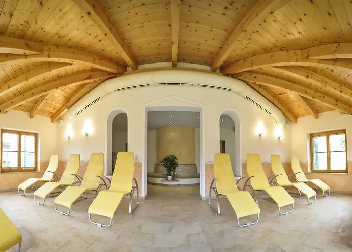 Hotel Mayer - Wirtshaus Und Dorfhotel