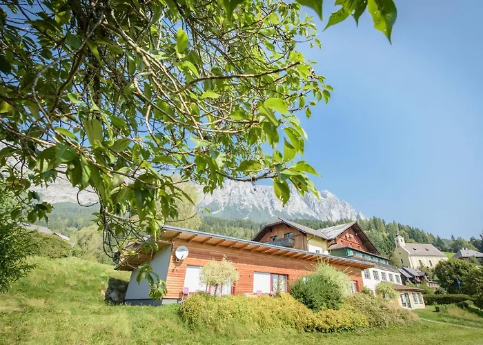 Mayer - Wirtshaus Und Dorfhotel